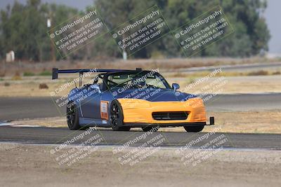 media/Sep-20-2025-Extreme Speed (Sat) [[1fcc23683c]]/Blue (Low Intermediate)/Session 1 (Sunset)/